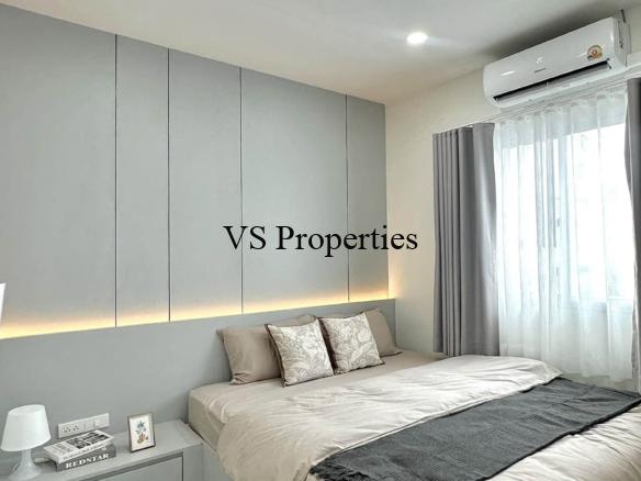 For Sale | 2-Story Corner House at Pruksa Village, East Pattaya.