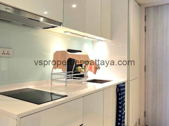 For Rent | Luxury 1-Bedroom Sea-View Residence at Sands Condominium, Pratumnak.