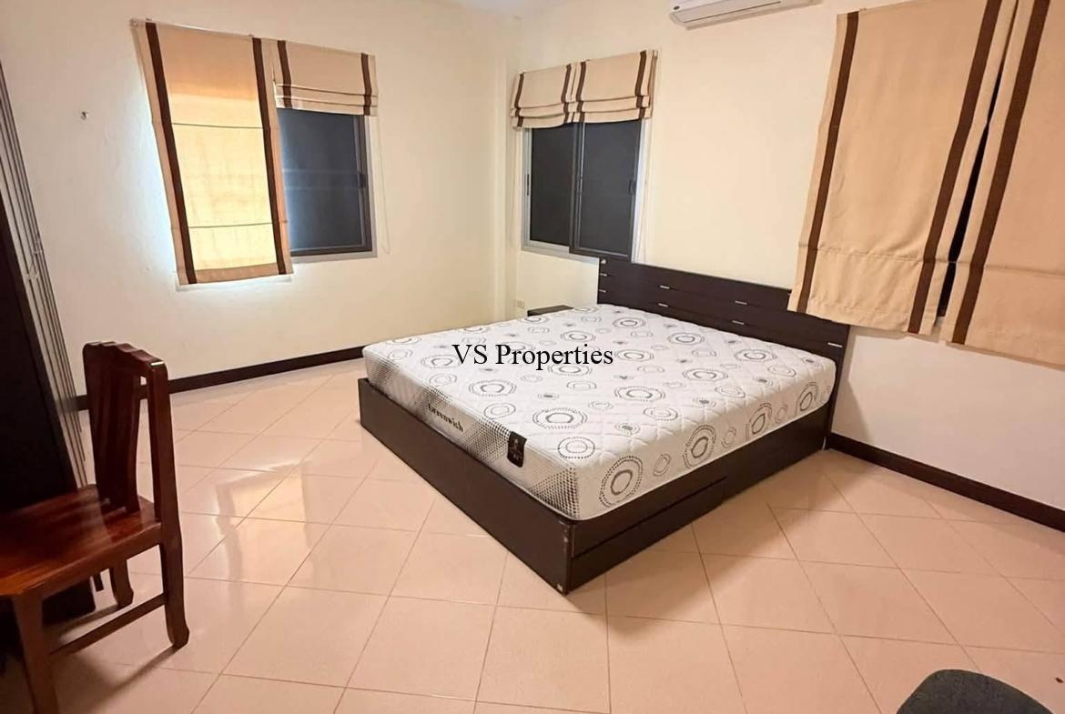 For Rent | Detached House 4 bedrooms Fully Furnished in Soi Noen Phlap Wan, Pattaya.