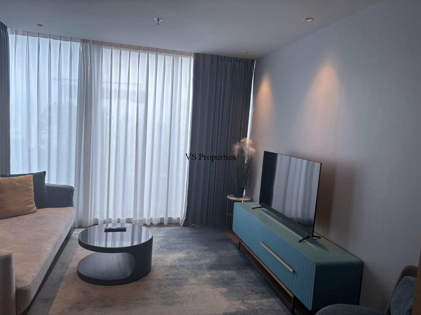 For Rent | 1 Bedroom Condo with Garden, City & Sea View at Beverly Mountain Bay, Pratamnak, Pattaya.
