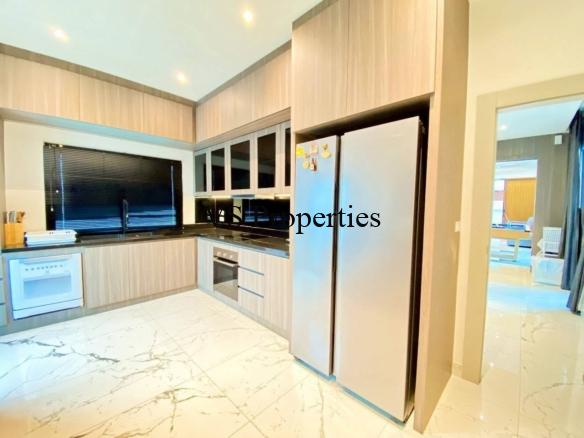 For Rent | Luxury 6-Bedroom Modern Pool Villa at Thung Klom-Tan Man, Pattaya.