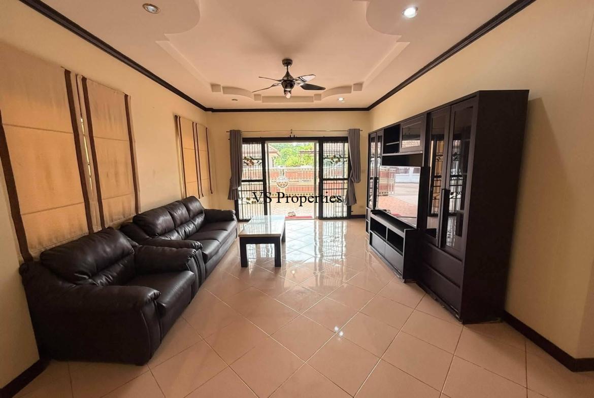 For Rent | Detached House 4 bedrooms Fully Furnished in Soi Noen Phlap Wan, Pattaya.