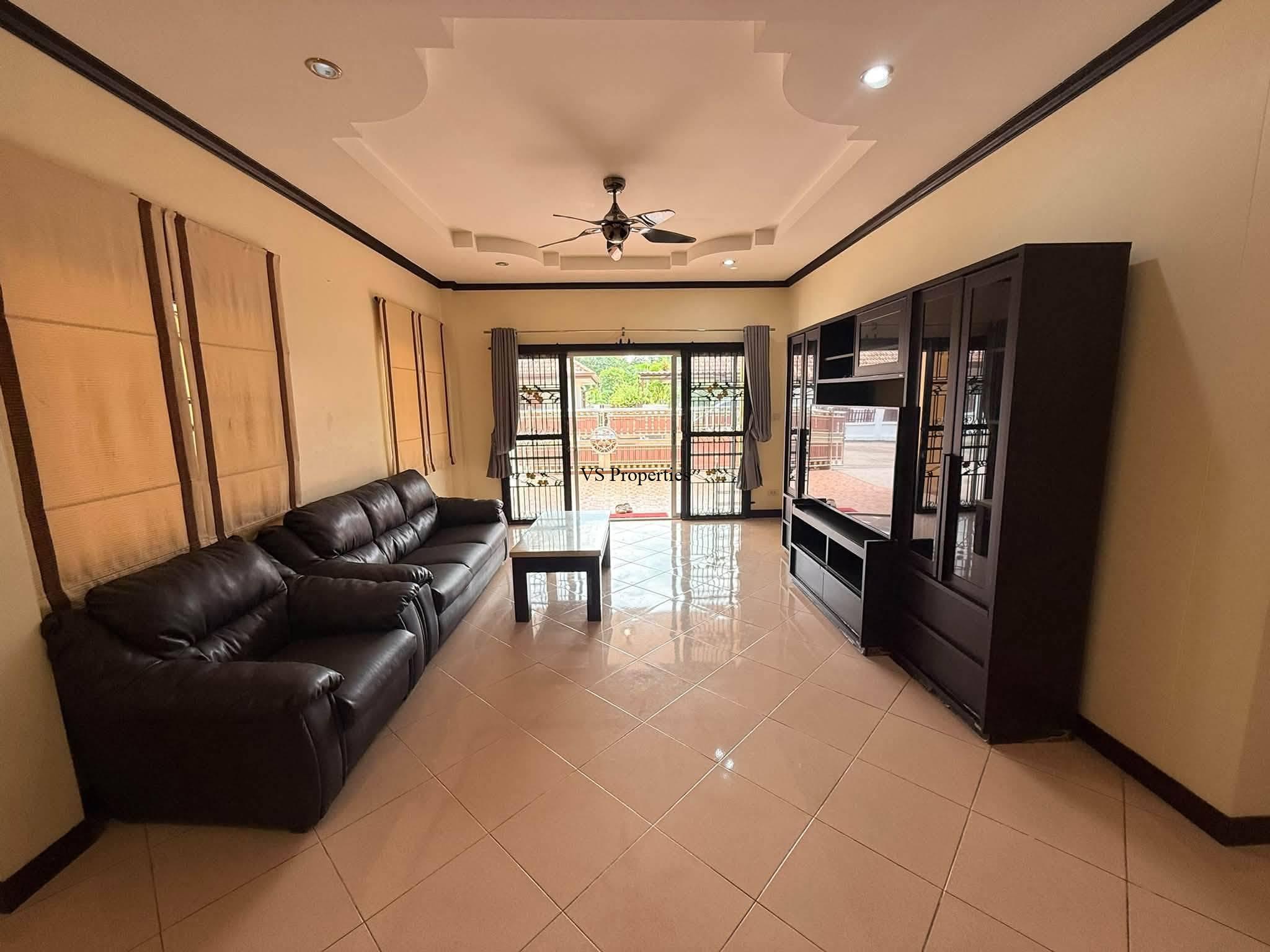 8 For Rent | Detached House 4 bedrooms Fully Furnished in Soi Noen Phlap Wan, Pattaya.
