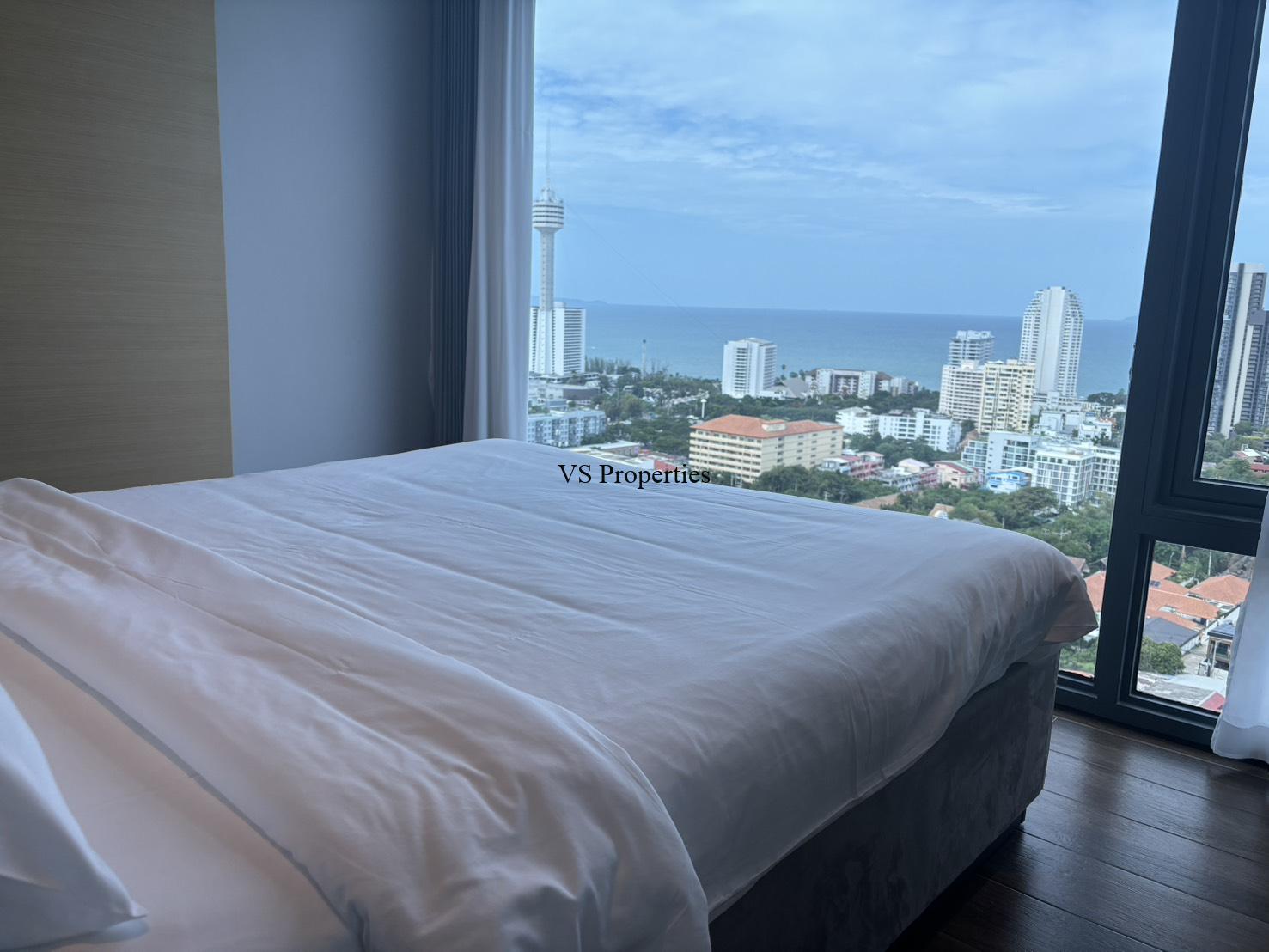 For Rent | 1 Bedroom Condo with Garden, City & Sea View at Beverly Mountain Bay, Pratamnak, Pattaya.