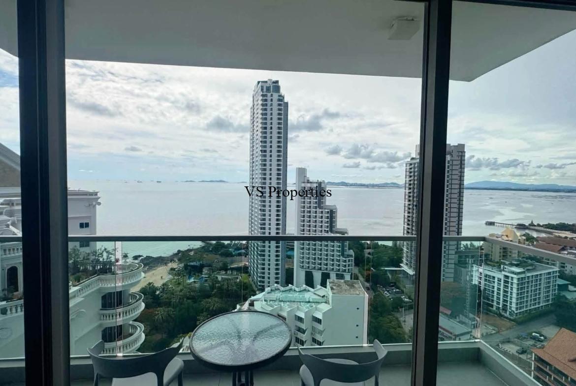 For Rent | Luxury Beachfront Studio Condo at Wongamat Tower, Naklua, Pattaya.