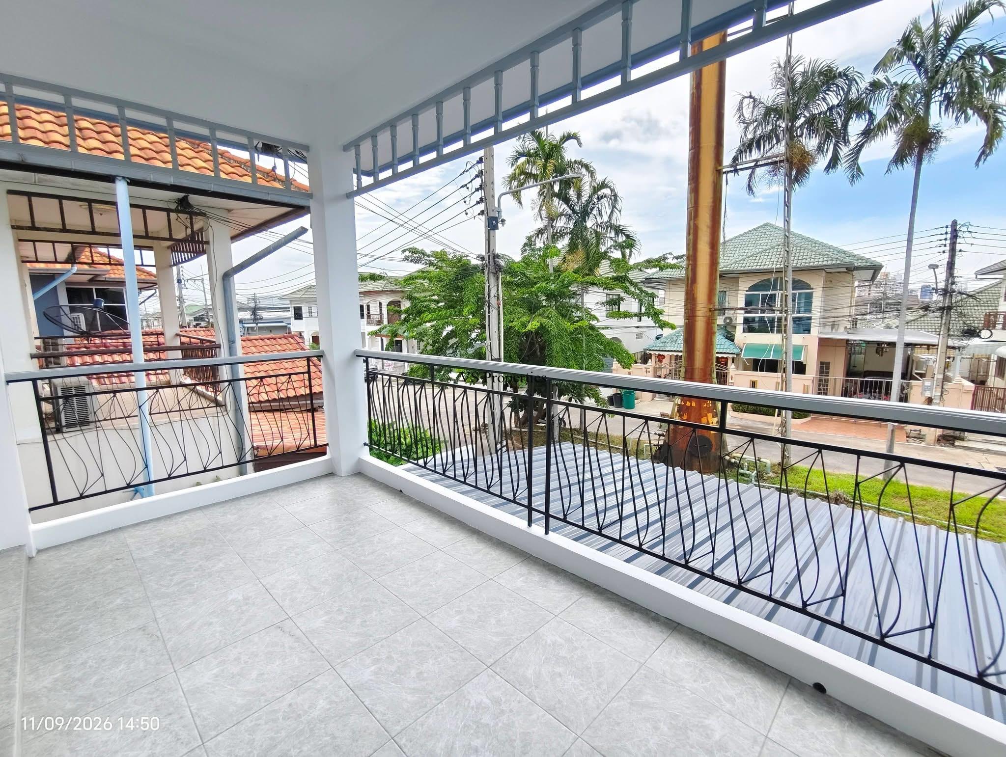For Sale | Direct Installment Option 4 Bedrooms Detached House in Chatkaeo 9 Village Noen Phlap Wan, East Pattaya.