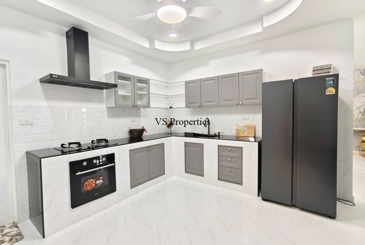 For Sale | Direct Installment Option 4 Bedrooms Detached House in Chatkaeo 9 Village Noen Phlap Wan, East Pattaya.