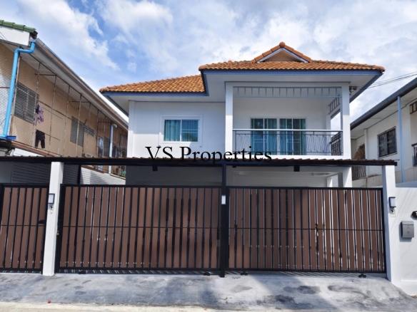 For Sale | Direct Installment Option 4 Bedrooms Detached House in Chatkaeo 9 Village Noen Phlap Wan, East Pattaya.